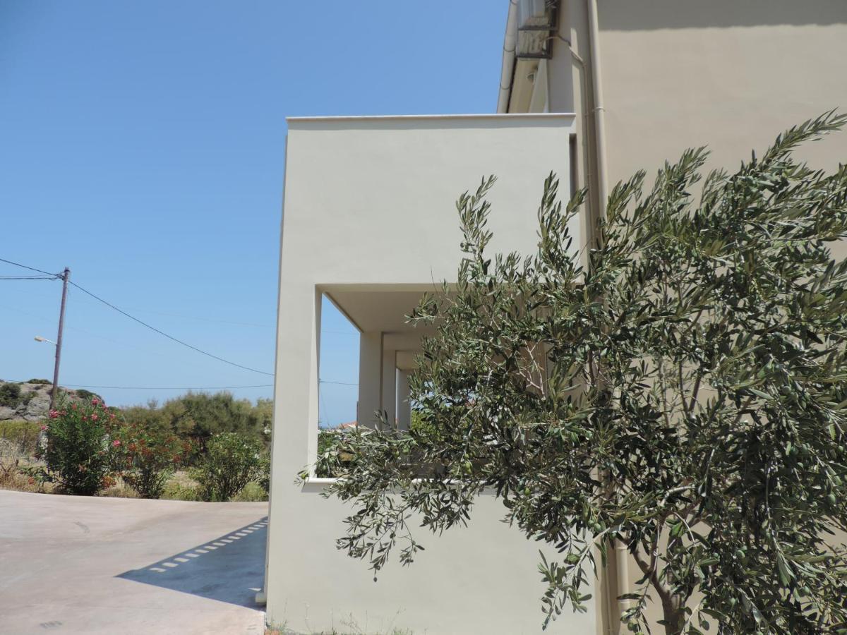 Fotis Apartments Skala Neon Kydonion Eksteriør billede